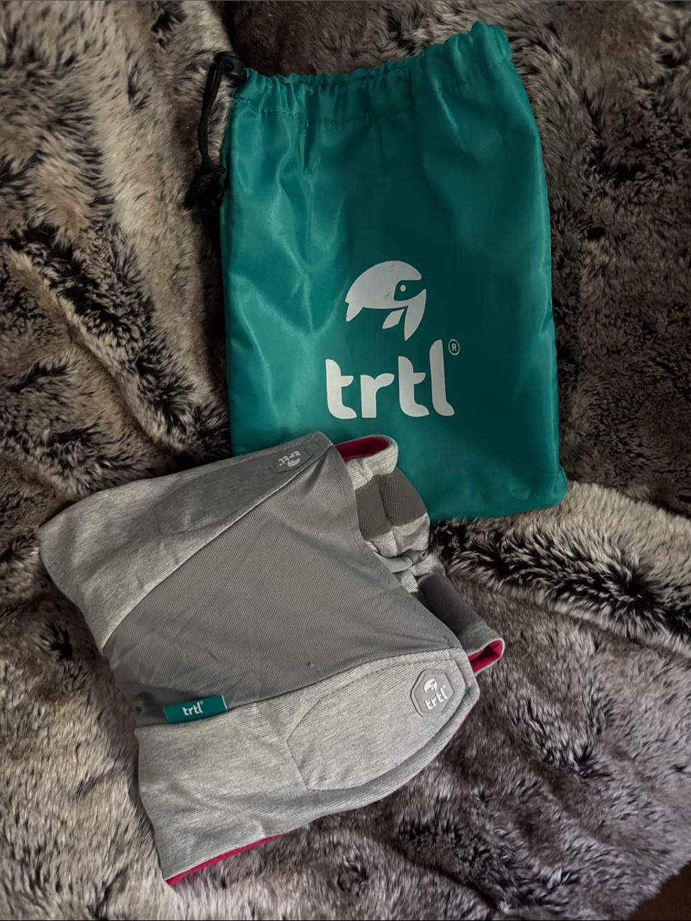 trtl Gray Travel Pillow with Teal Carry Bag